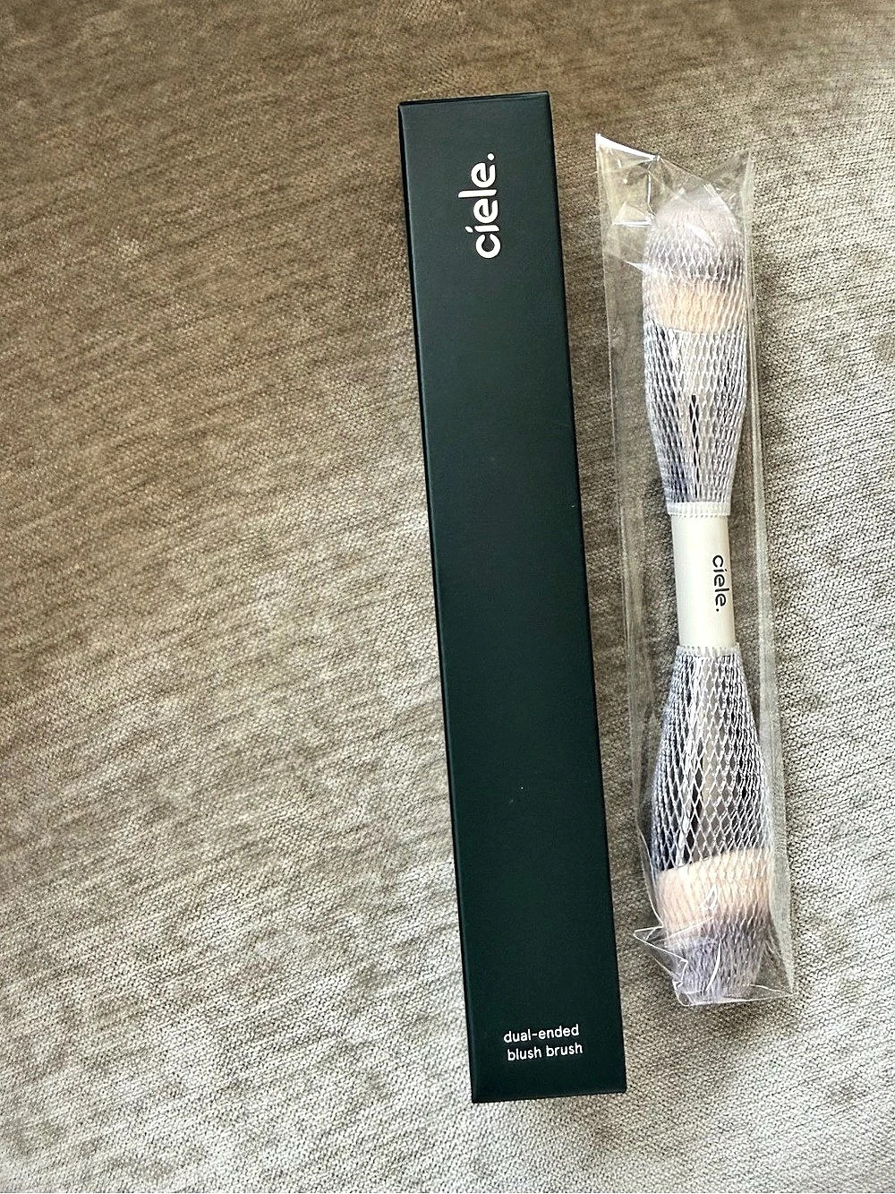 Ciele Dual-Ended Blush Brush White & Pink NIB